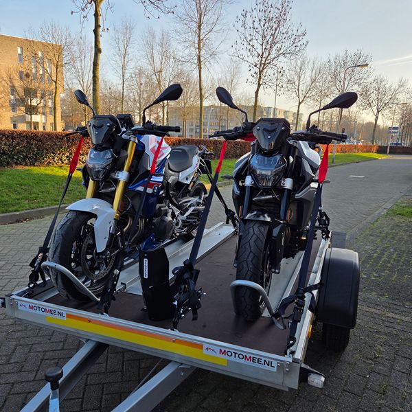 Trailer 1000 kg 2 motoren geremd 100 km/h (MM-04) Trailer 1000 kg 2 motoren geremd 100 km/h (MM-04)