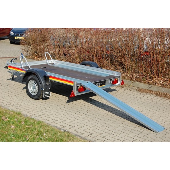 Trailer 1000 kg 2 motoren geremd 100 km/h (MM-04) Trailer 1000 kg 2 motoren geremd 100 km/h (MM-04)